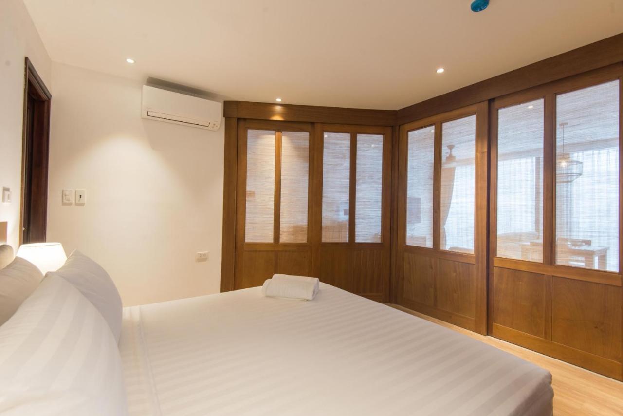 22Housing Hotel & Apartment 81 Linh Lang ハノイ市 エクステリア 写真