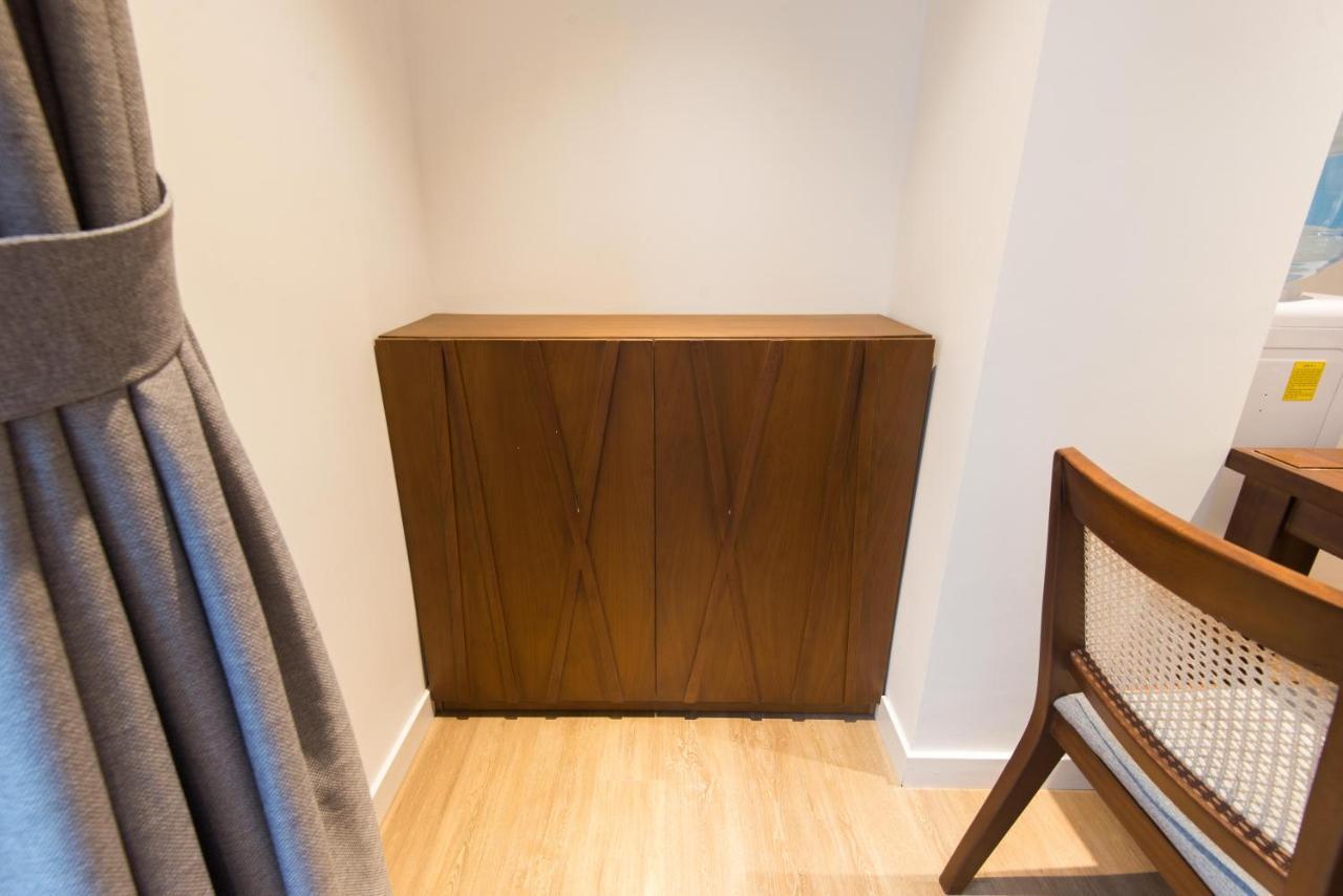 22Housing Hotel & Apartment 81 Linh Lang ハノイ市 エクステリア 写真