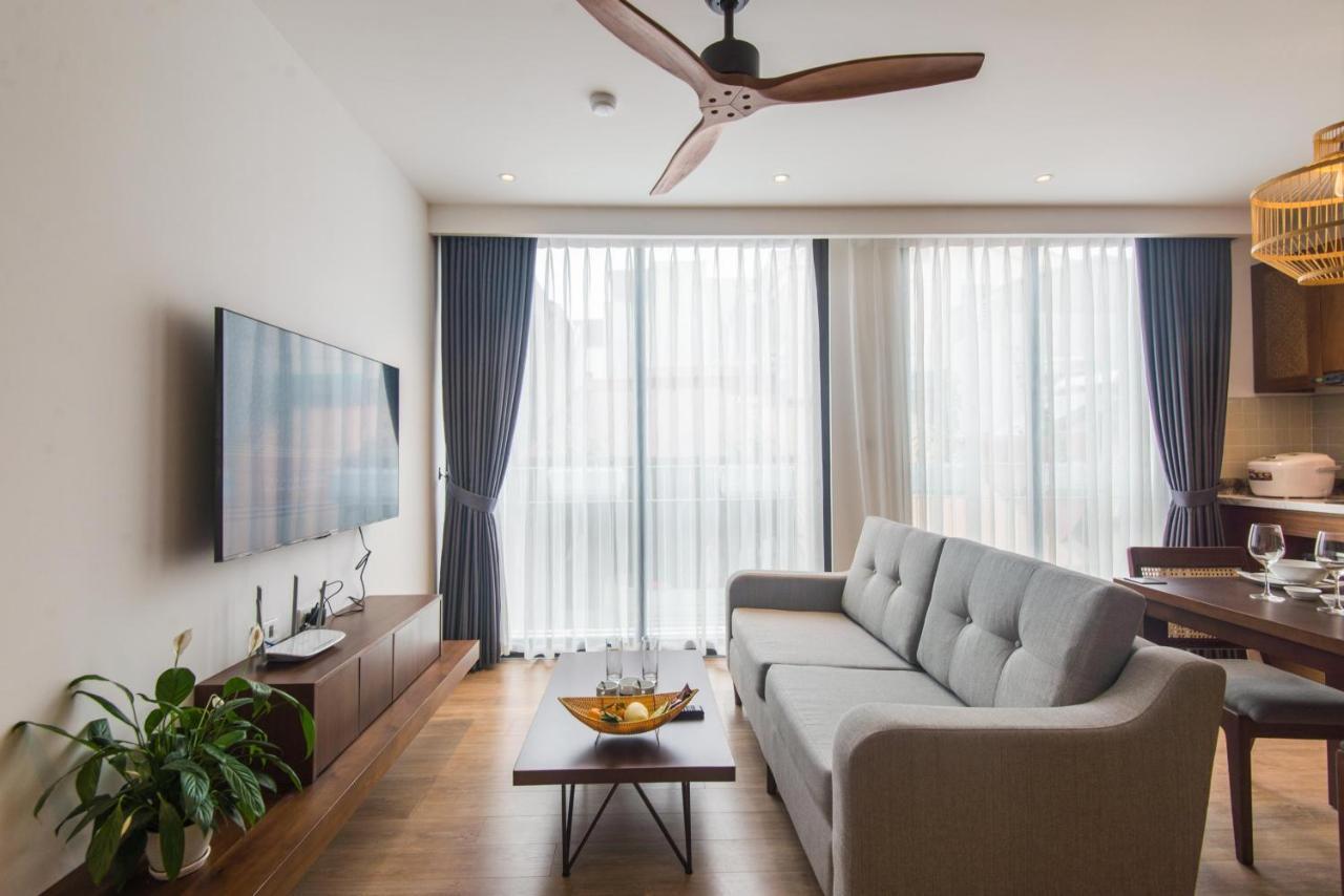 22Housing Hotel & Apartment 81 Linh Lang ハノイ市 エクステリア 写真