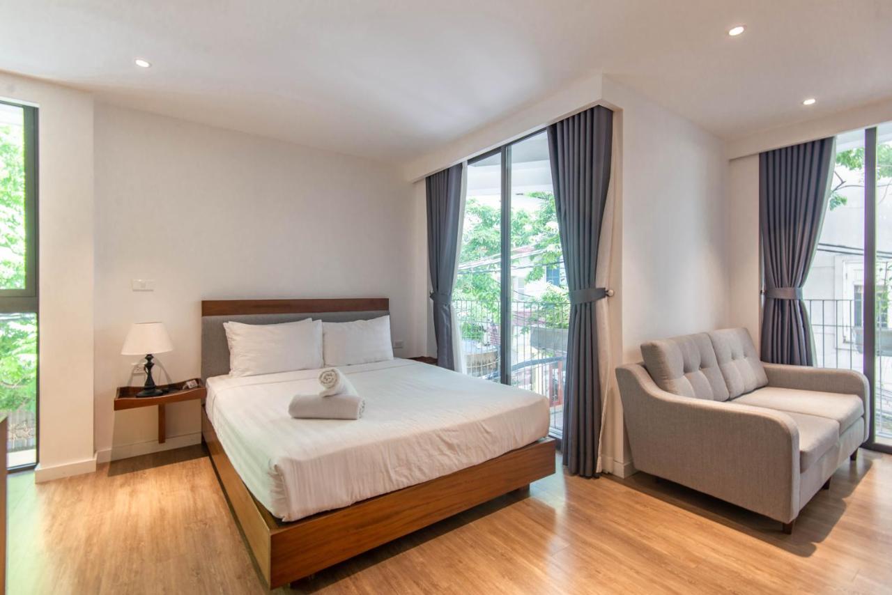 22Housing Hotel & Apartment 81 Linh Lang ハノイ市 エクステリア 写真